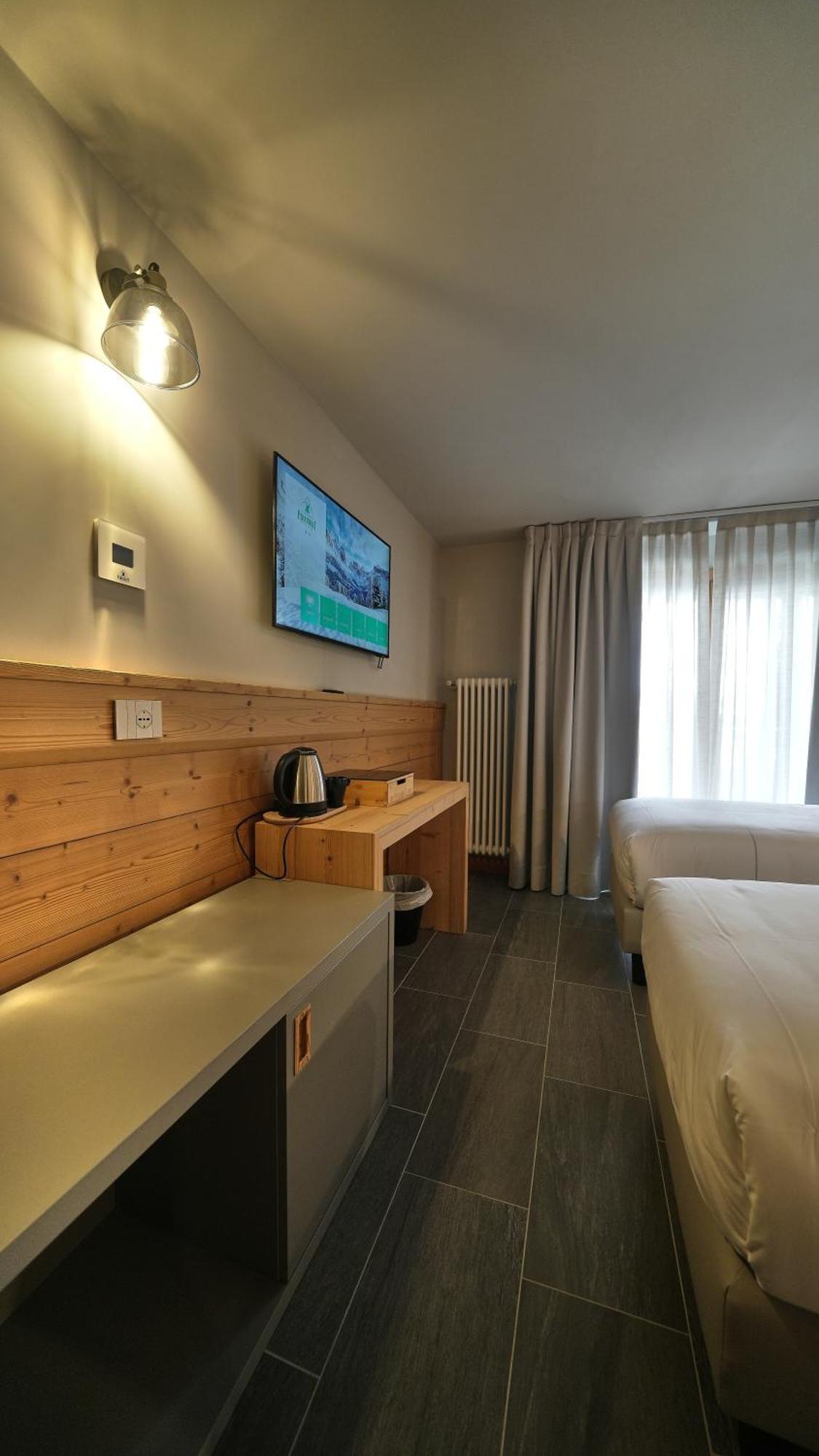 ברויל-קרוויניה Hotel Perruquet מראה חיצוני תמונה